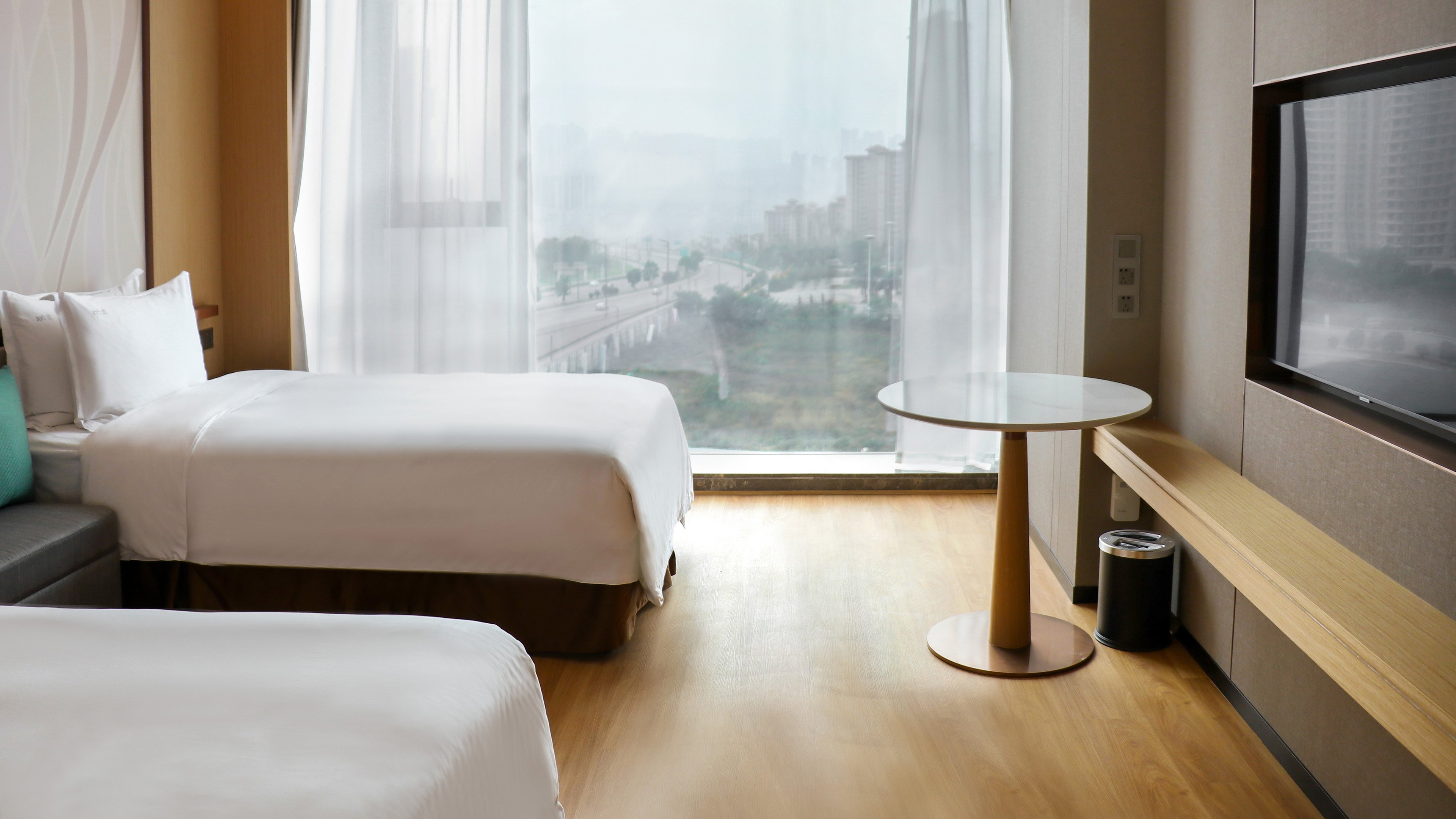 Holiday Inn Luzhou Longjian 11/43