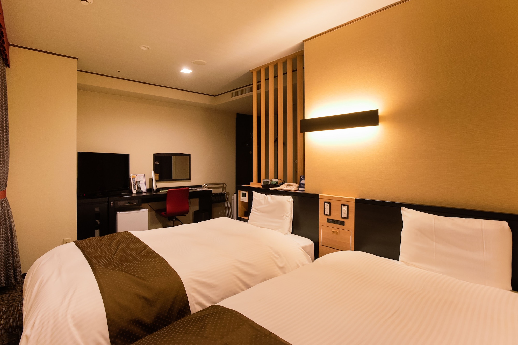 غرفة ملكية بسريرين منفصلين، Kagoshima Plaza Hotel Tenmonkan 2/4