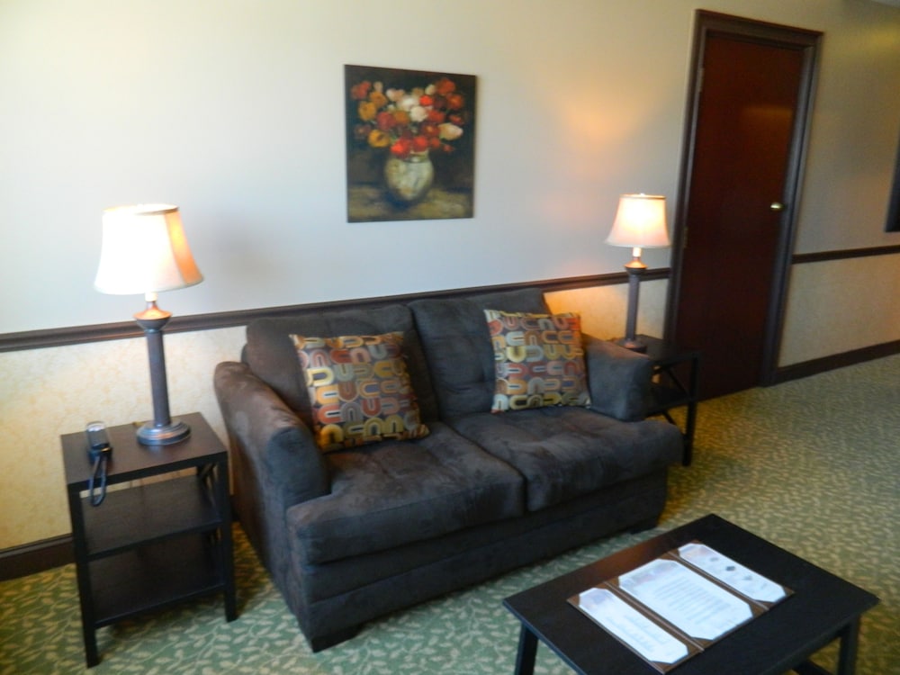 Belvedere Inn 25/42