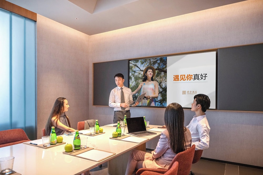 Pagoda Hotel Chongqing Incity HuaLongQiao Station 72/80