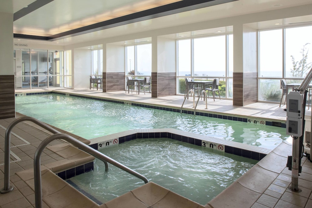 Fairfield Inn Suites By Marriott Virginia Beach Oceanfront 22/50