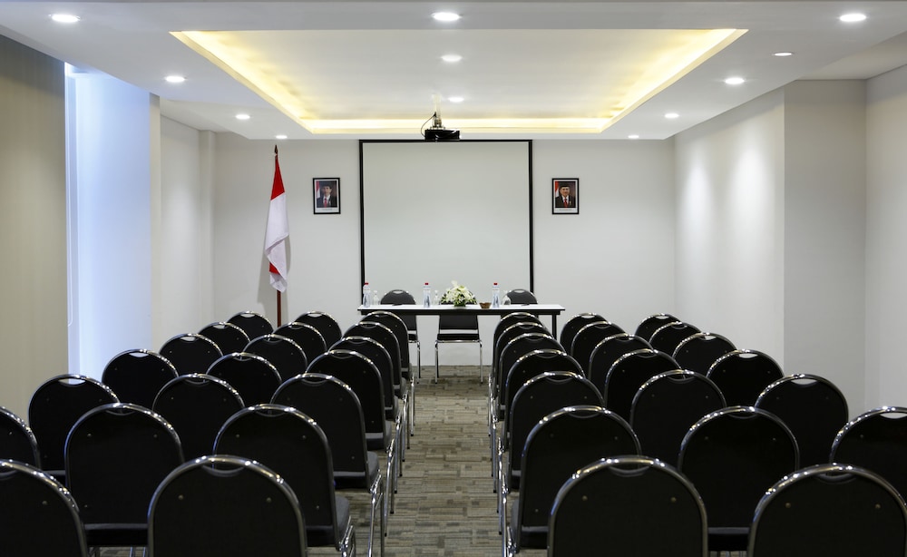 D Primahotel Petitenget Seminyak 2 59/64