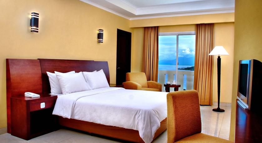 Ocean Deluxe