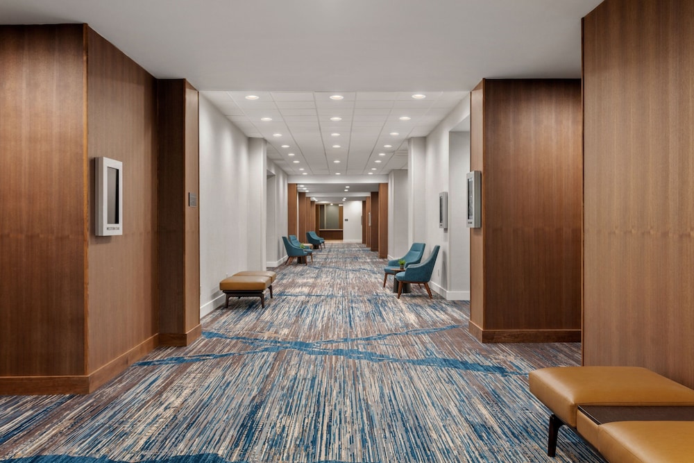 Delta Hotels by Marriott Bristol 16/48