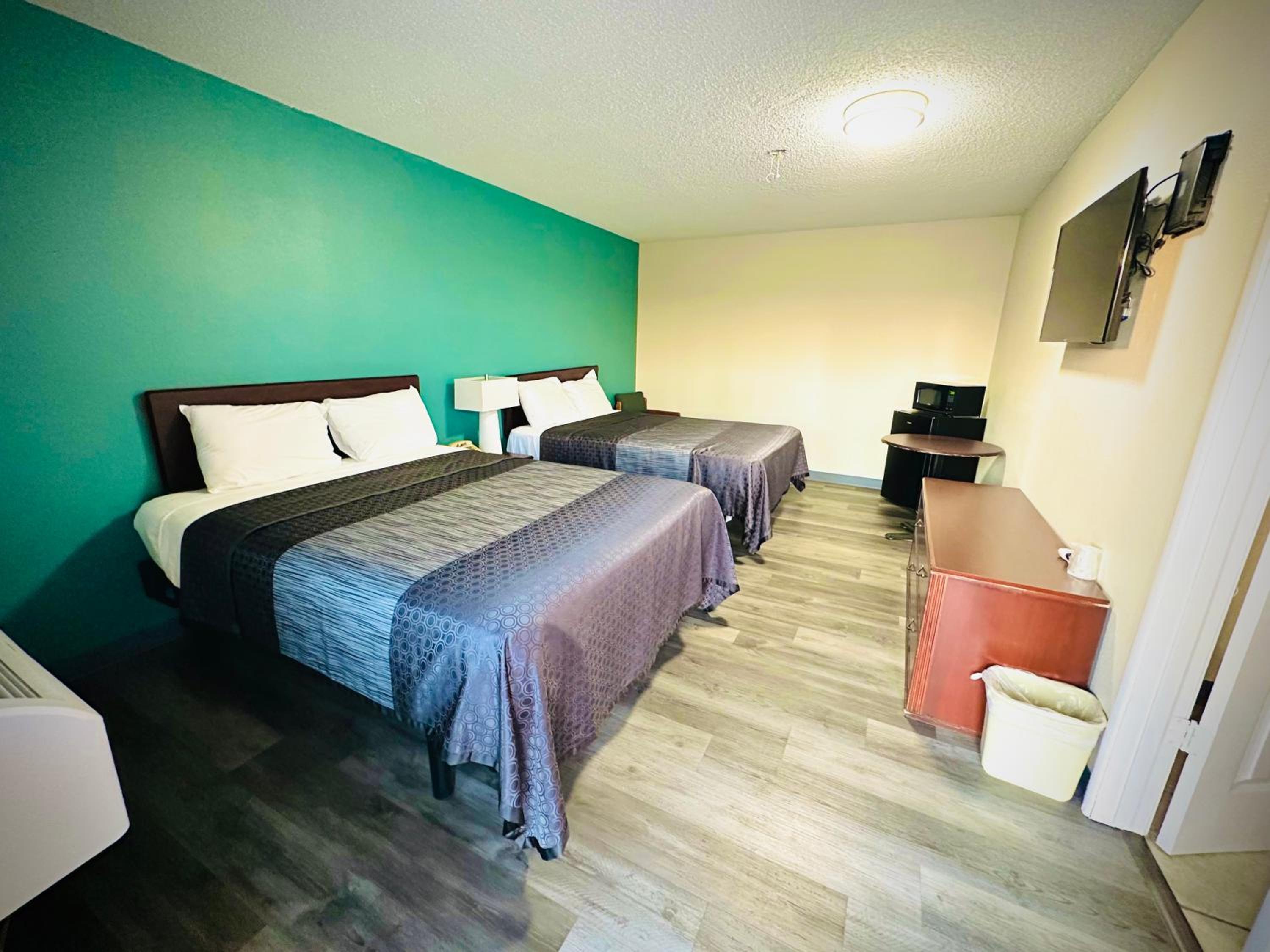 Kings Inn Motel 8/18