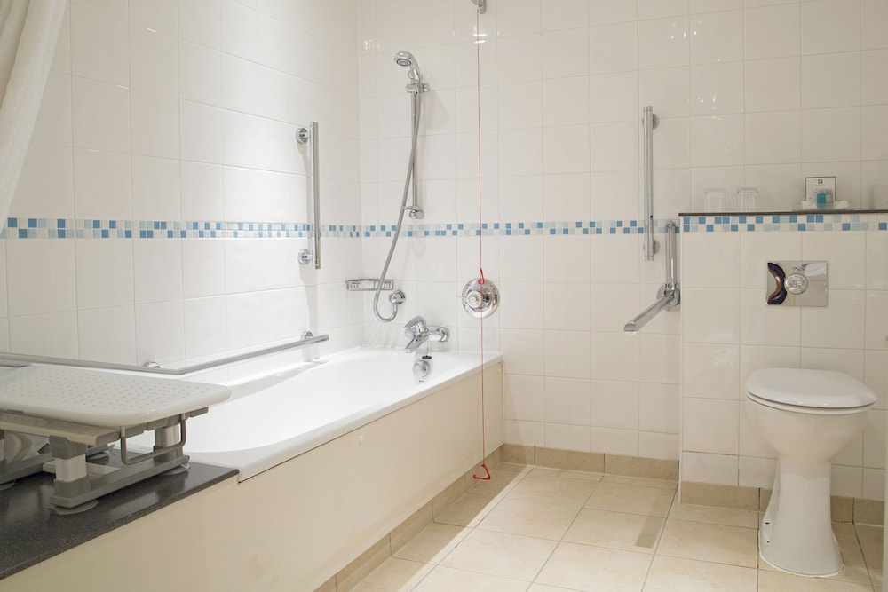 Holiday Inn Guildford 32/71