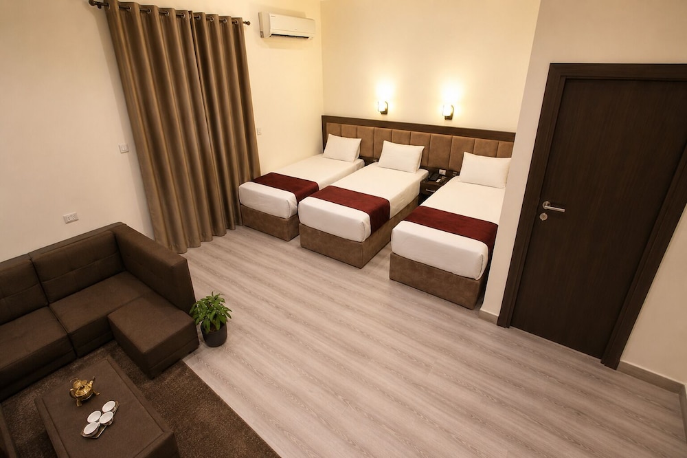 Valencia Hotel 18/40