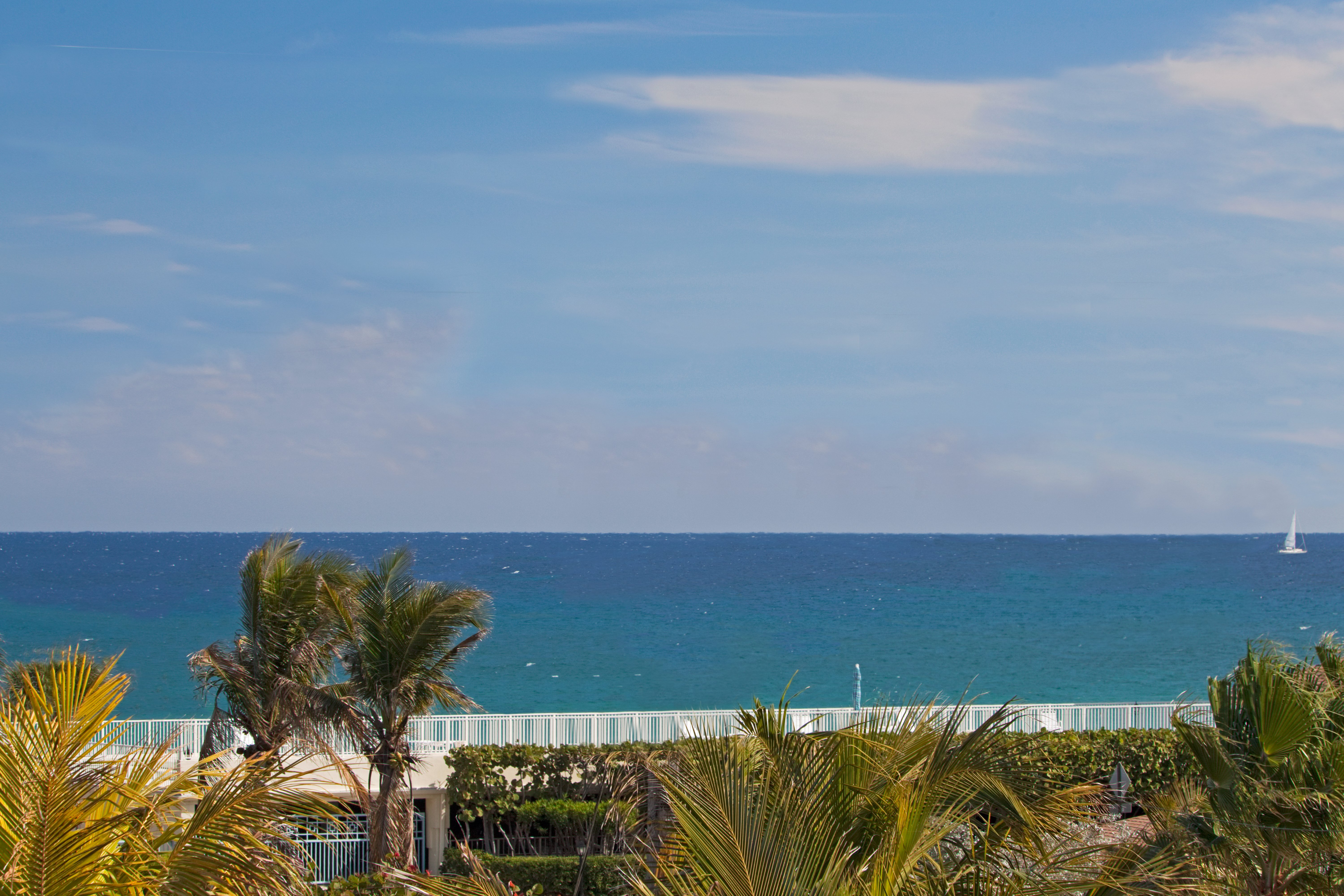 Holiday Inn Express North Palm Beach Oceanview 78/81