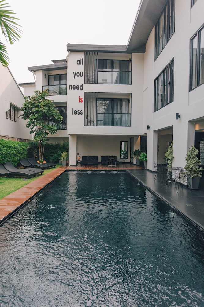 Isilver Hotel 58/63