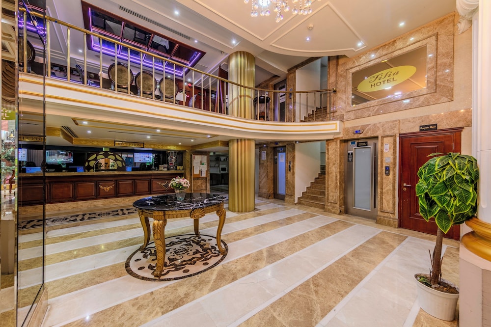 Tilia Hotel 6/50