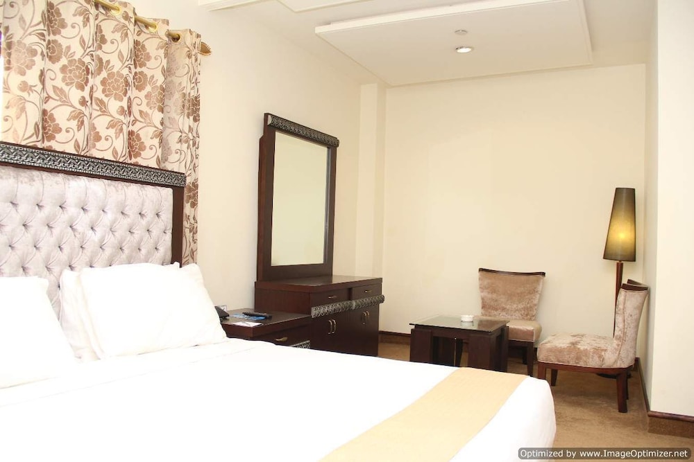 Hotel Javson Sialkot 20/60