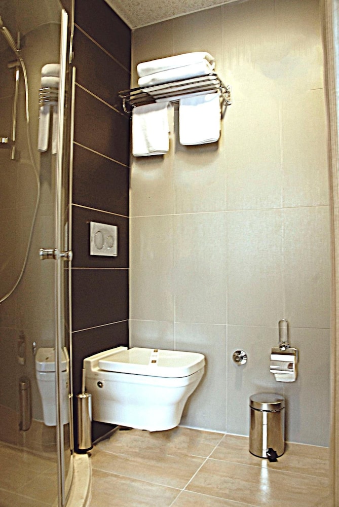 Lounge Boutique Hotel 47/50