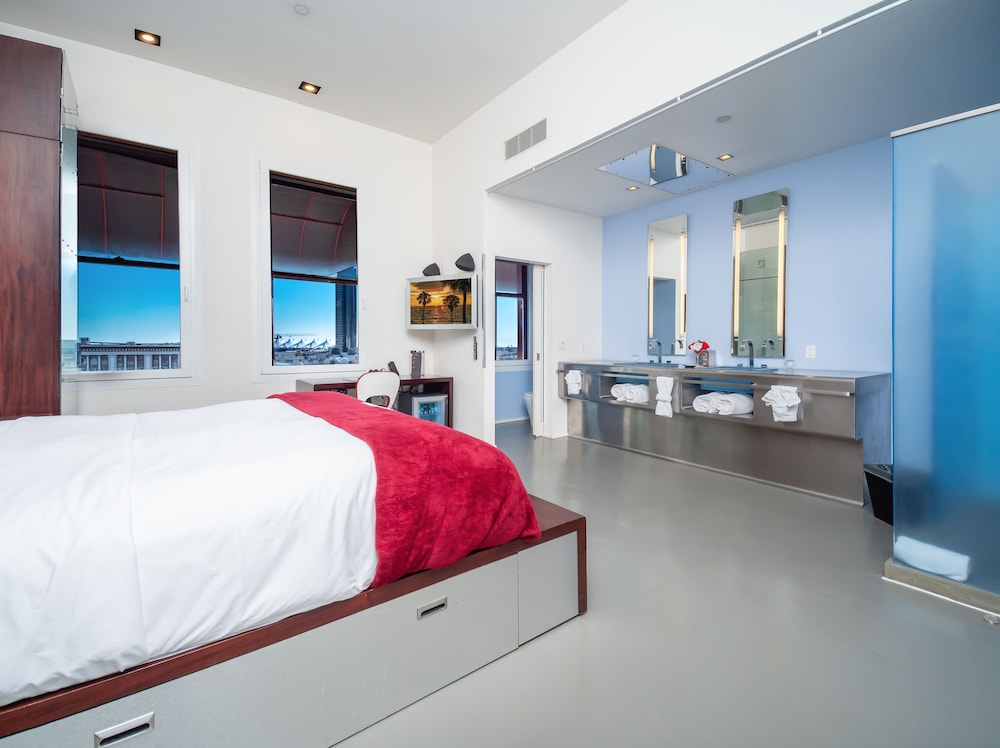 The Keating Hotel by Pininfarina 18/53