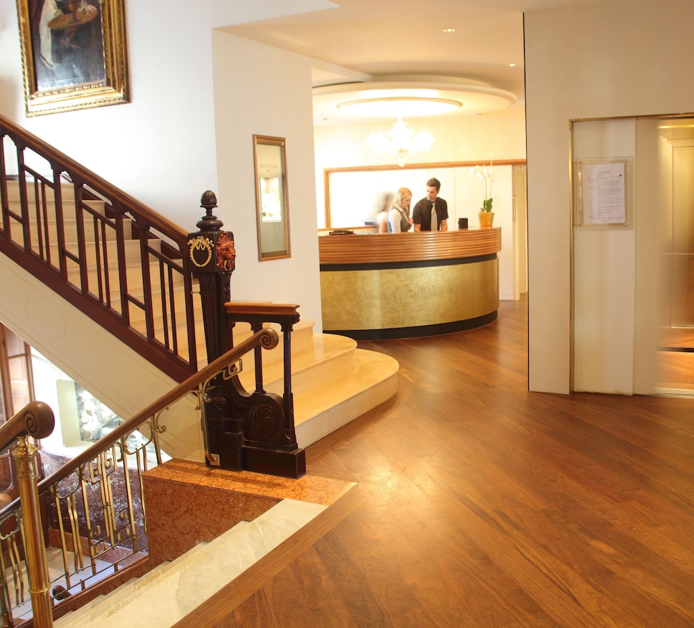 Hotel des Balances 1/29