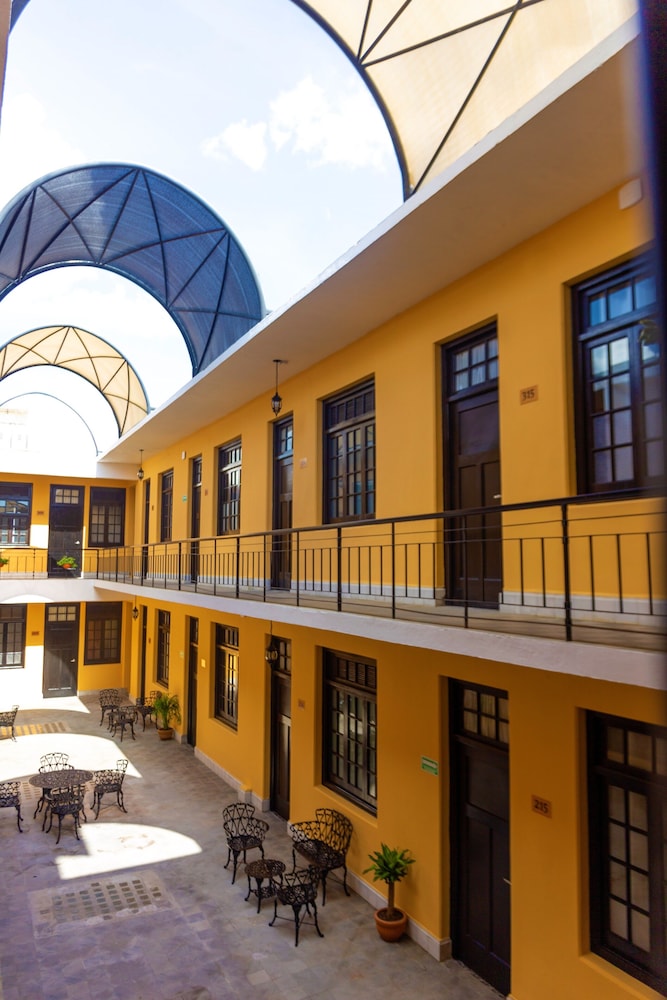Hotel La Nacional by Kavia 3/33