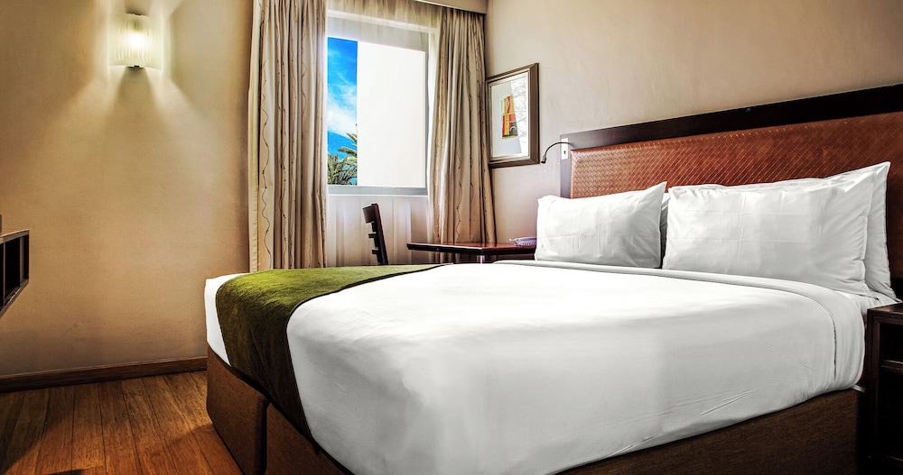 Stayeasy Emalahleni 20/50