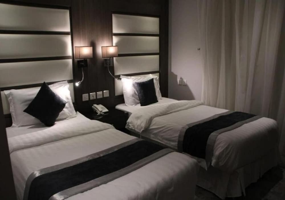 Asal Al Hamra Hotel Jeddah 7/13