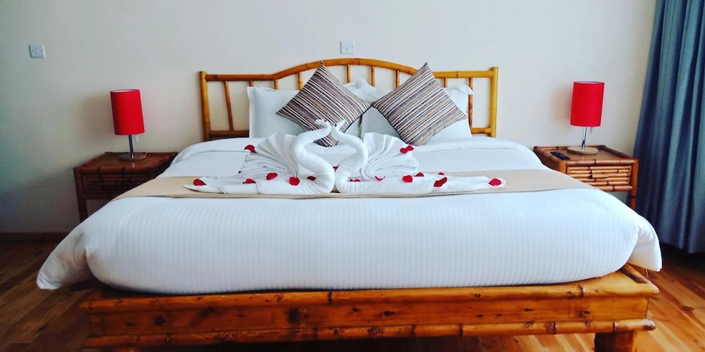 Peaks Hotel Limited 11/40