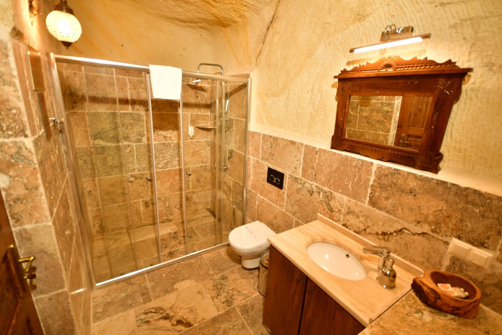 Nostalji Cave Suit Hotel 46/50