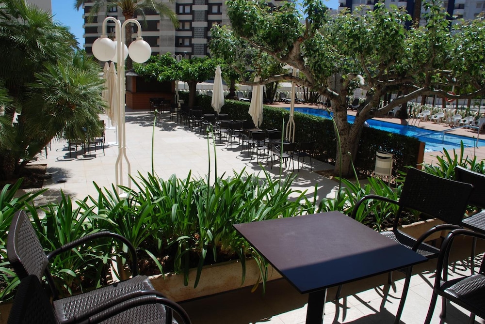 Hotel Los Robles 29/33