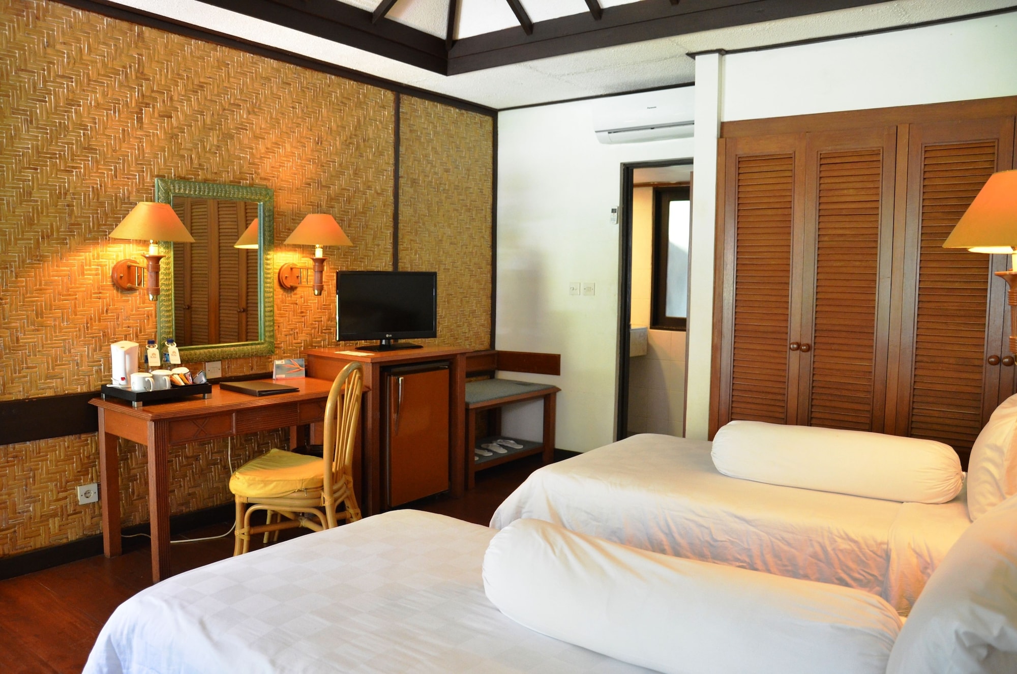 بنغل بإطلالة على الحديقة، Merumatta Senggigi Lombok 4/10
