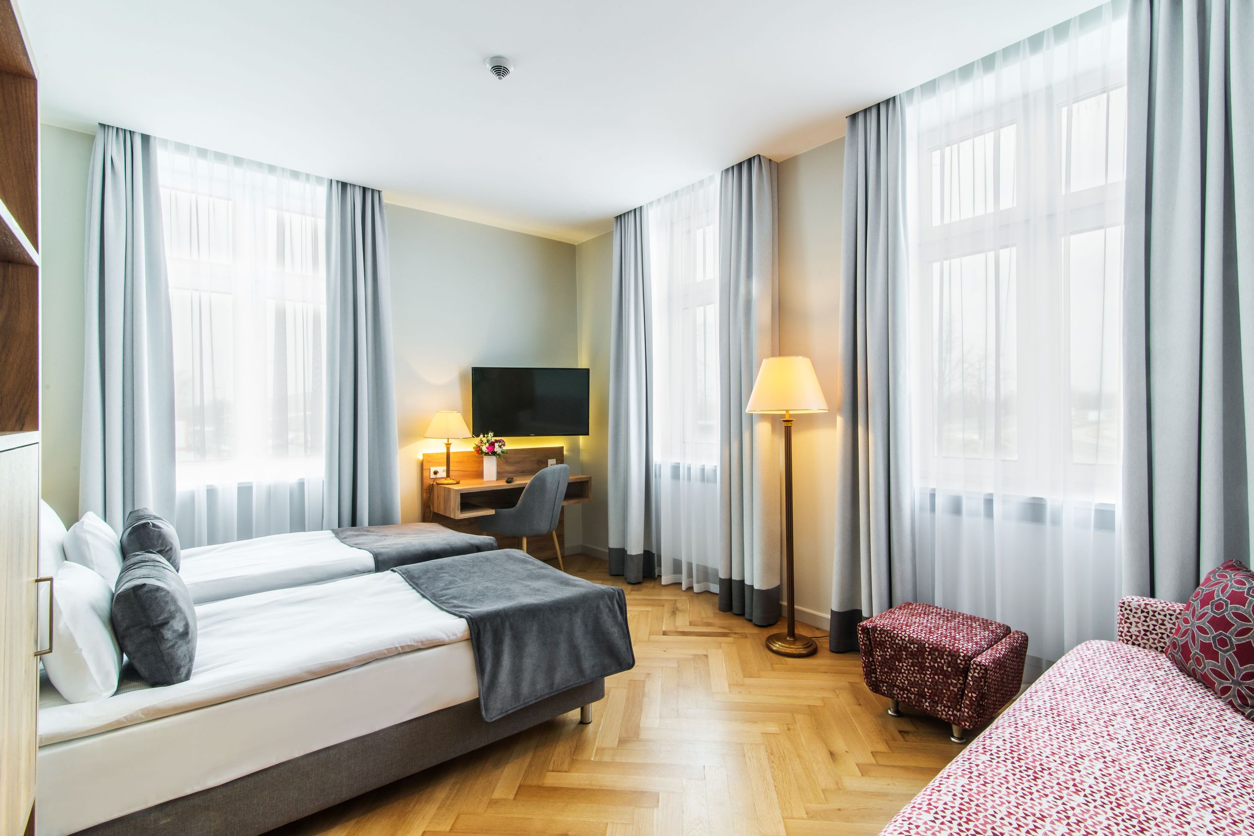 Deluxe, Double Bed