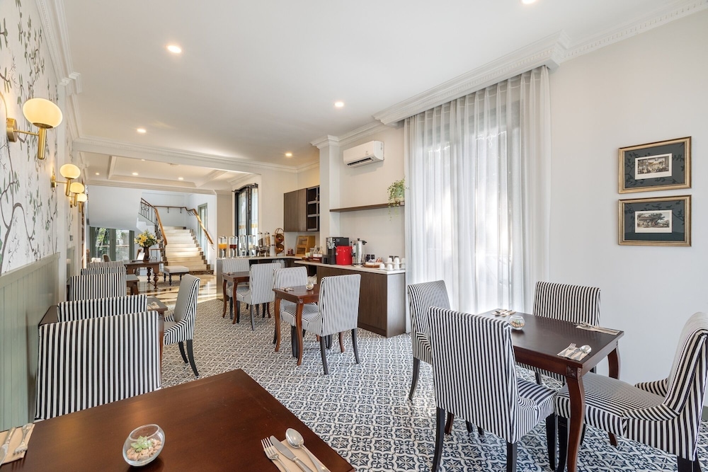 ARTOTEL CASA HANGTUAH 36/50