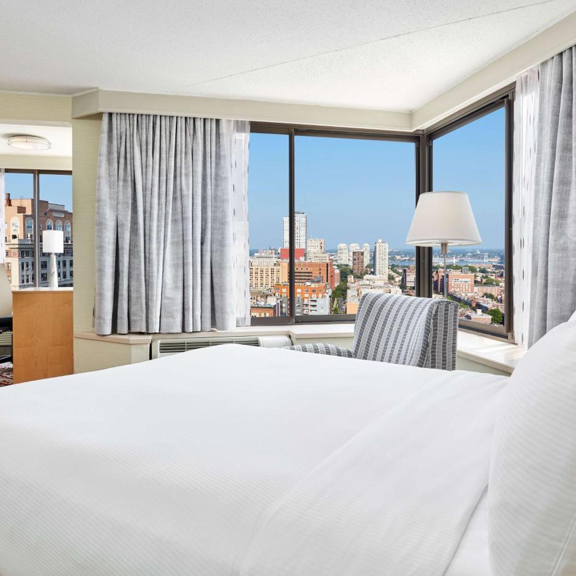 Room, King Bed, Queen Bed, Allergy Friendly