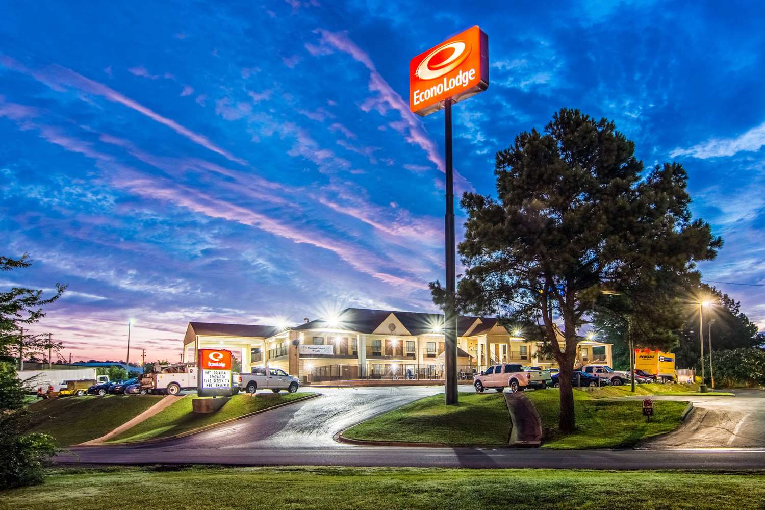 Econo Lodge Jasper AL 17/19