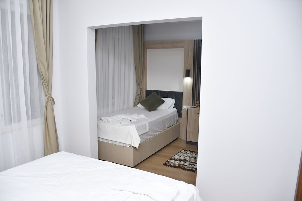 Hotel Arinna 9/25