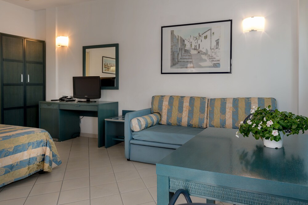 MARITALIA HOTEL CLUB VILLAGE 49/67