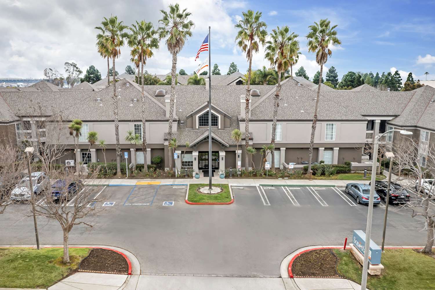 Sonesta ES Suites Torrance Redondo Beach 50/56