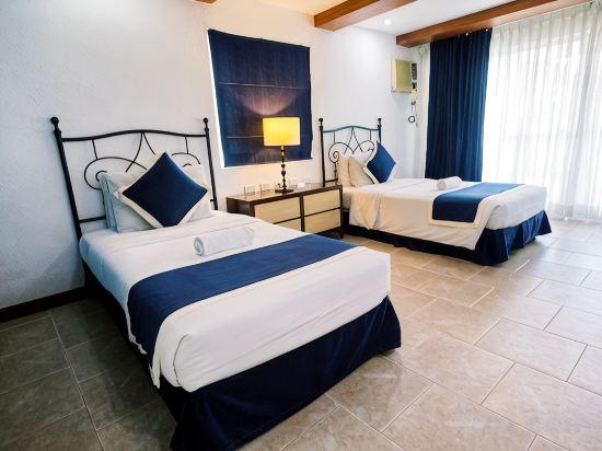 Forest, Twin Beds