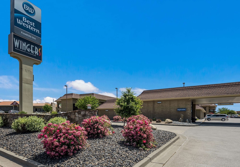 Best Western Foothills Inn 4/49