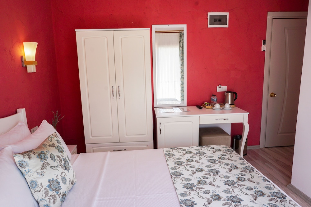 Alacati 716 Butik Hotel 12/50