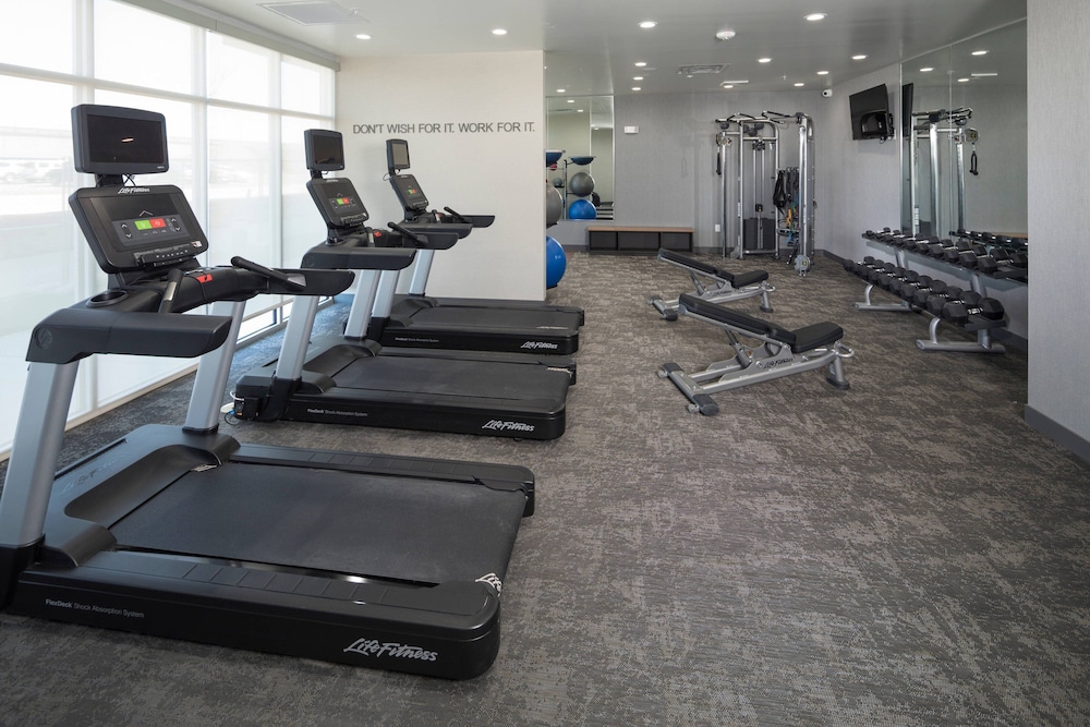 Fairfield Inn & Suites By Marriott Oklahoma City Downtown 19/39