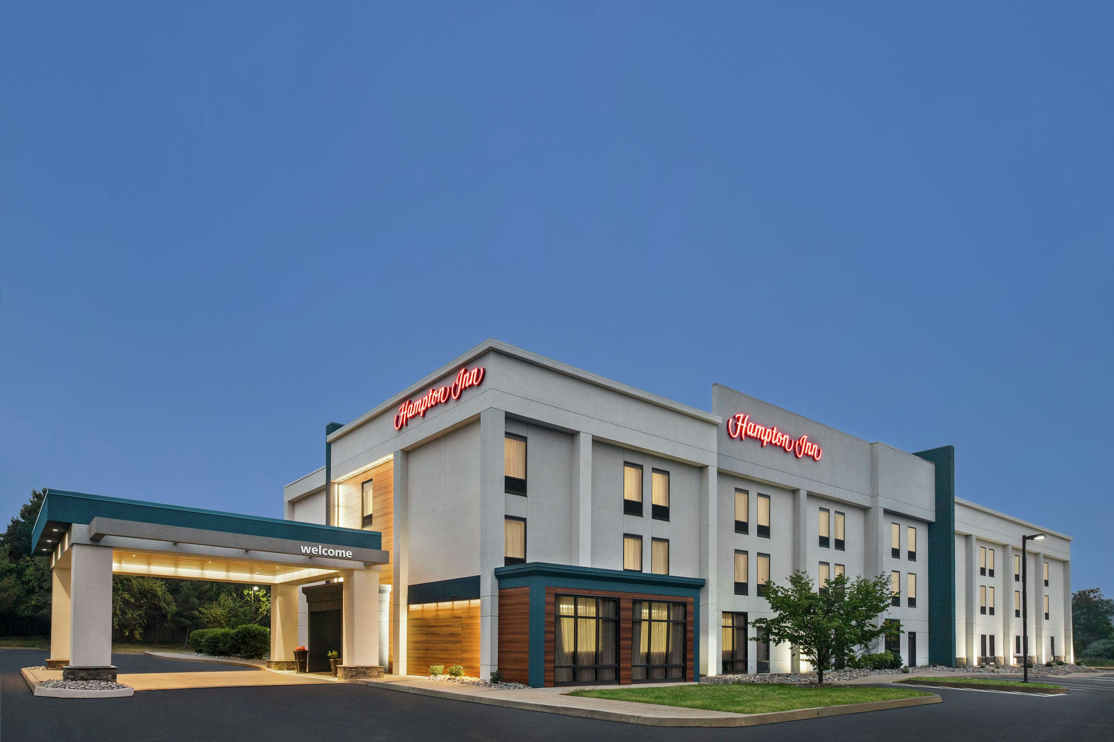 Hampton Inn Quakertown 2/75