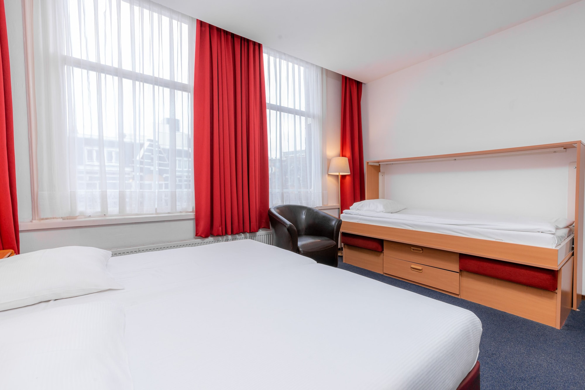 ROOM, TRIPLE, 3 BEDS