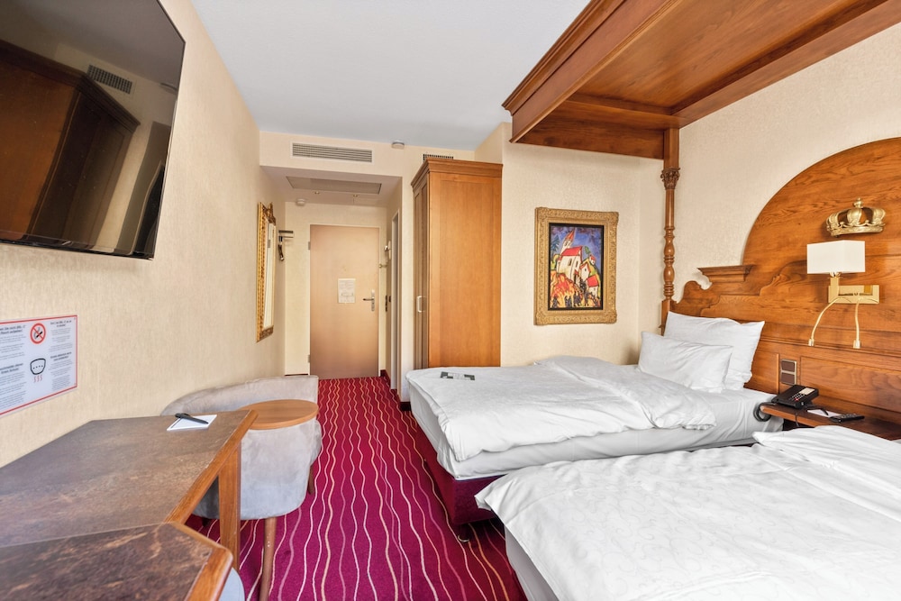 COMFORT, DOUBLE BED