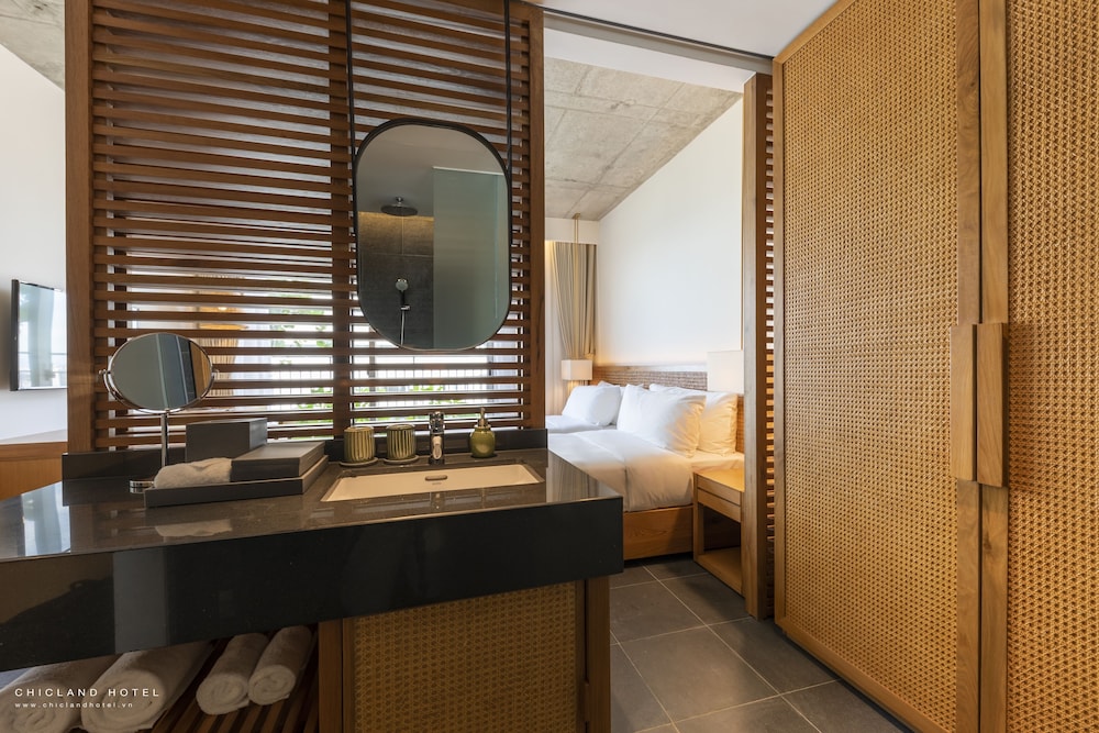 Chicland Da Nang Beach Hotel 36/72