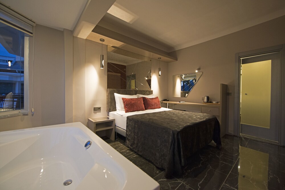 Voxx Marmaris Beach Resort Adult Only +16 21/52