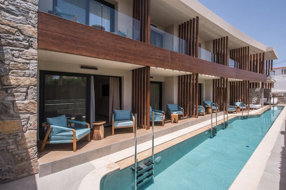 Noble Hotel Suites 44/50