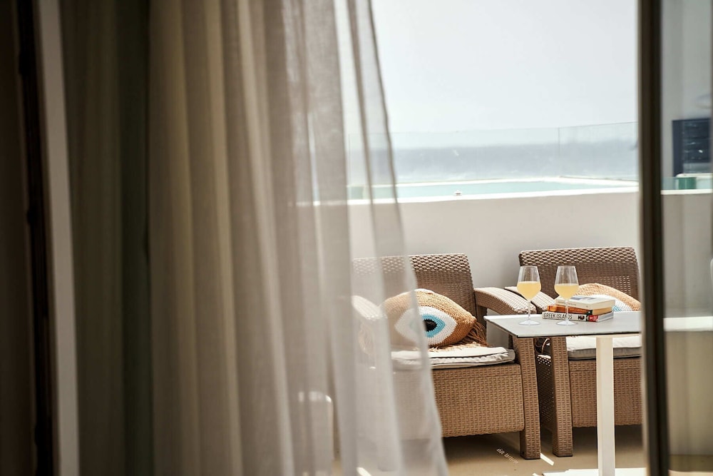 Arte & Mare Elia Mykonos Luxury Suites & Spa 32/50