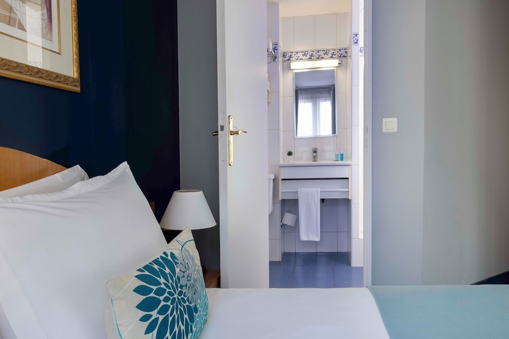 Grand Hotel Du Calvados 9/40