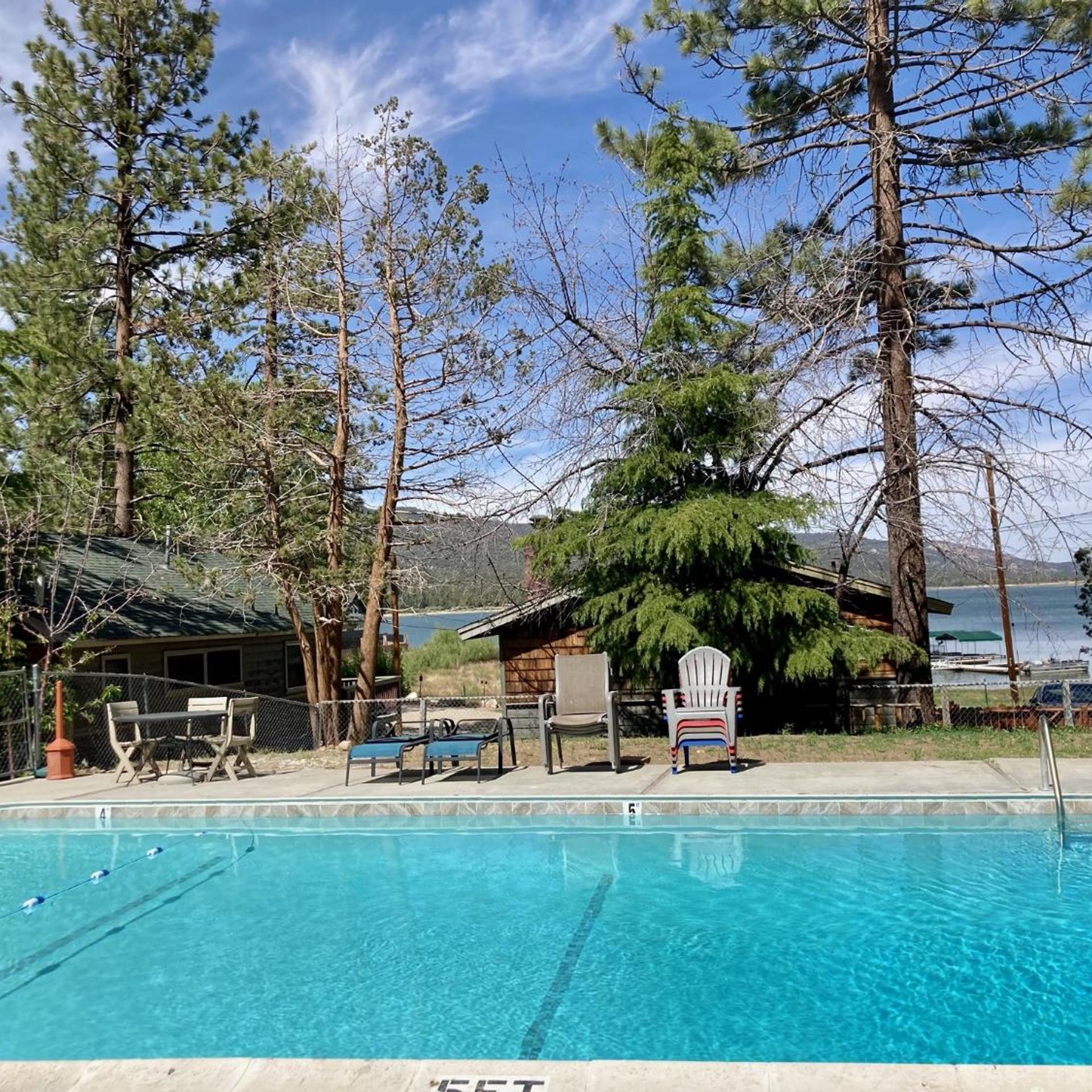 Sunrise Lakefront Family Cabin by Big Bear Vacations 36/39