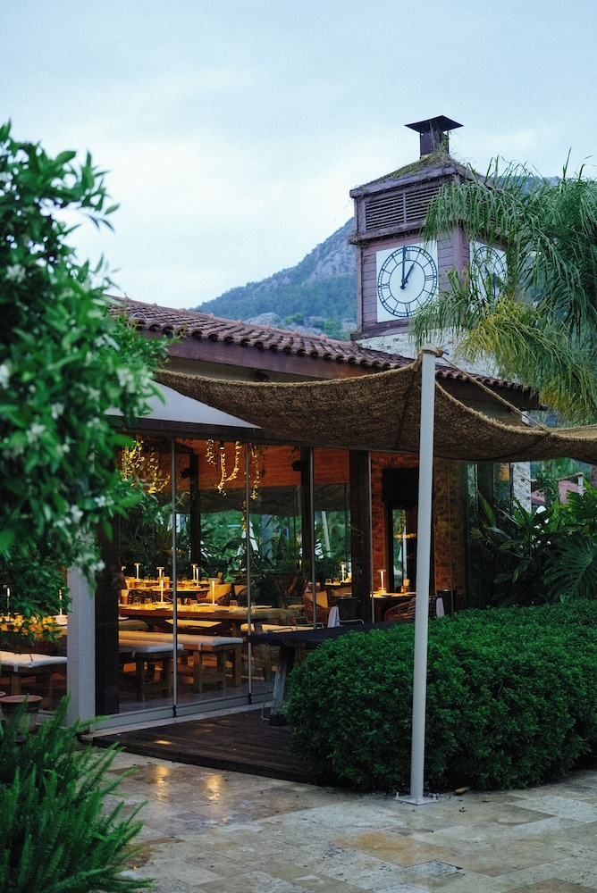 Kimera Lounge 4/70