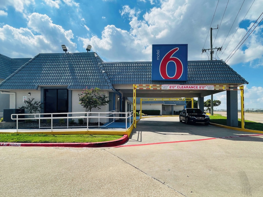 Motel6 Duncanville, TX - Dallas 40/46