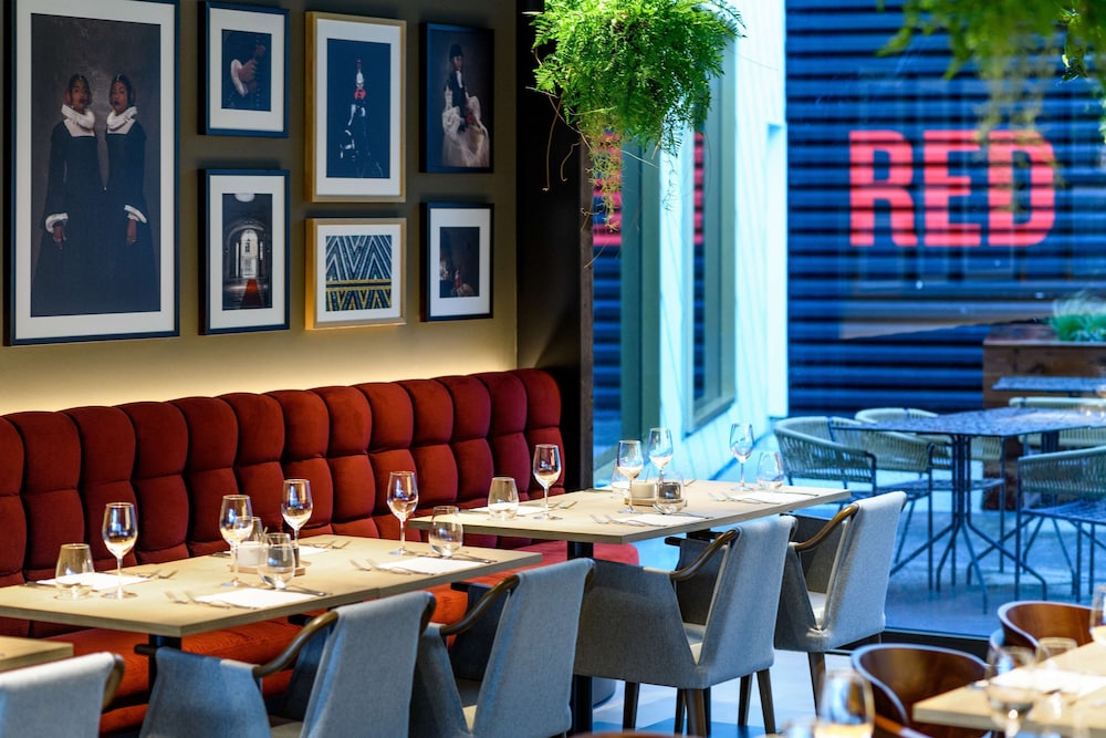 Radisson RED Vienna 51/69