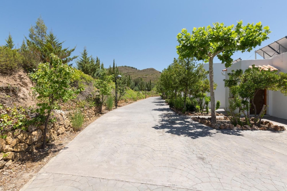 Hotel Villa de Laujar 55/59