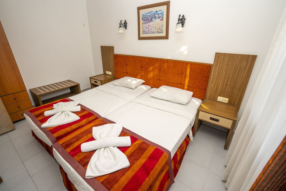 Carmen Suite Hotel 15/32